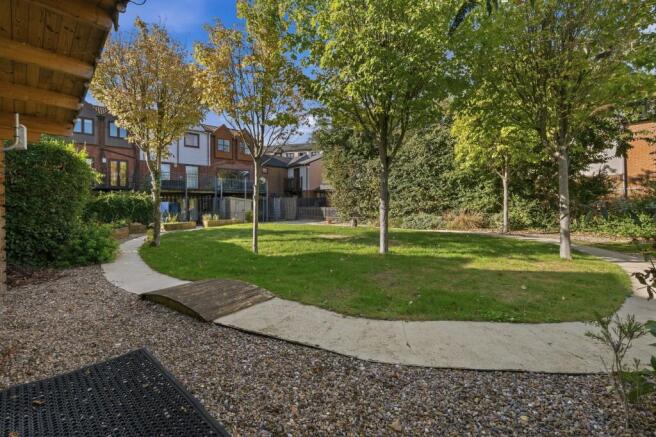 Quayside Close, Nottingham, NG2 photo 4