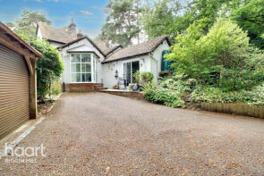 Saltwood Lodge, Chart Lane, Brasted Chart, Brasted TN16 1LX