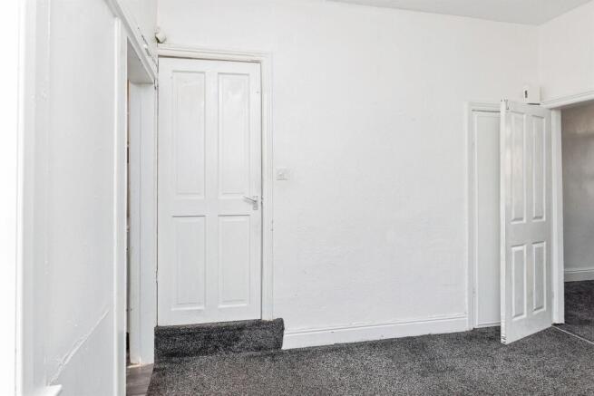 2 bed Terraced for sale Image 5