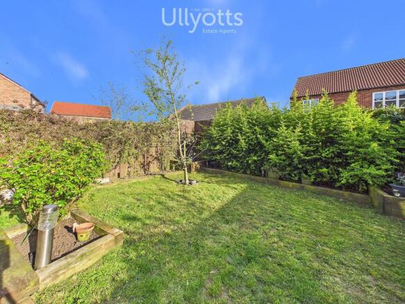 3 bed Semi-Detached for sale Image 12
