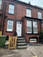 25, Woodlea Mount, Cross Flatts, Leeds LS11 7NT