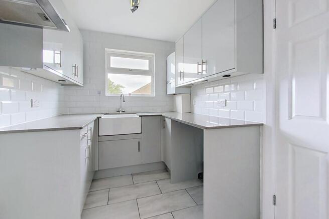 3 bed Semi-Detached for sale Image 7