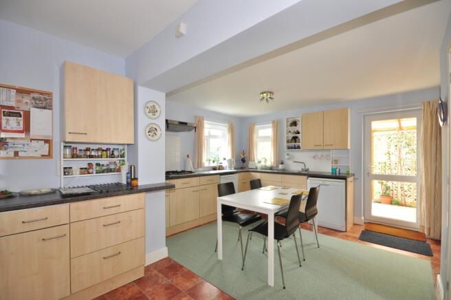 Kitchen/Breakfast Room