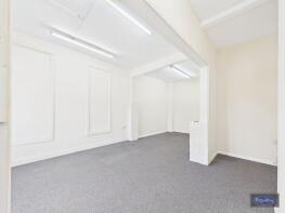 210d, Main Road, Dartford DA4 9HP