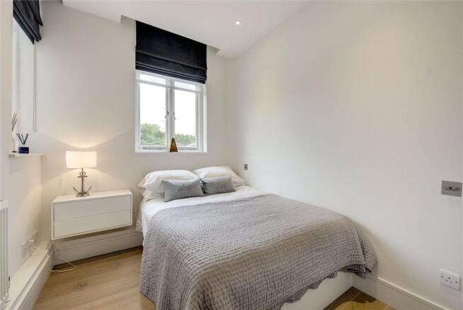 Bedroom, W11