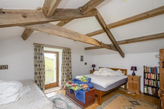 3 bed Detached for sale Image 8