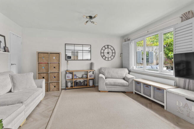 3 George Close, SL7 1TR (LOW RES)-4