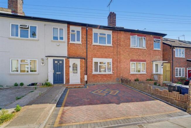 32 Bishops Road.jpg