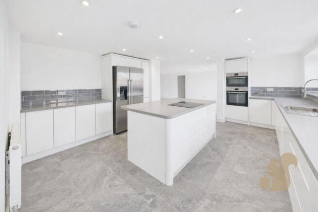 8 Kingsland - Kitchen .jpg