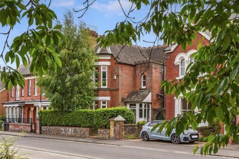 Cawley Road, Chichester, West Sussex, PO19