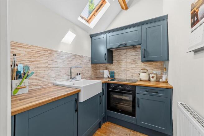 Kitchen cabinets.jpg