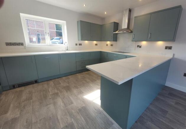 Breakfast Bar Primesave Photo .jpg