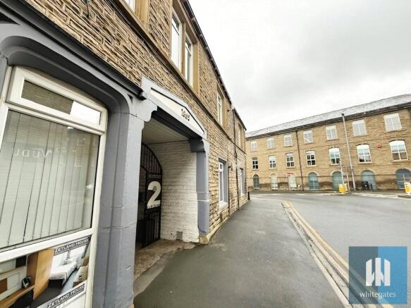 1 bed House Share to rent Image 5