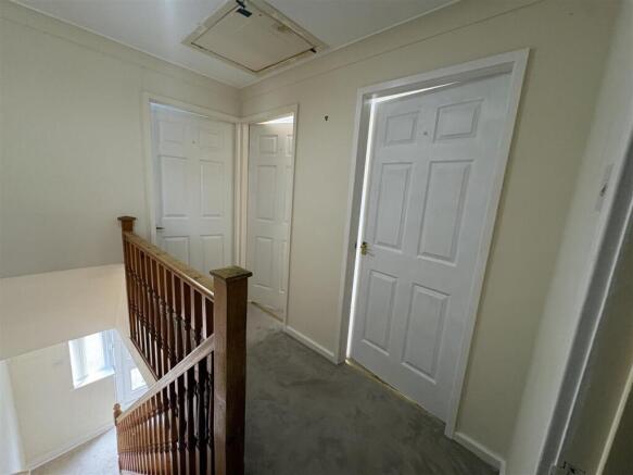 2 bed Semi-Detached for sale Image 10