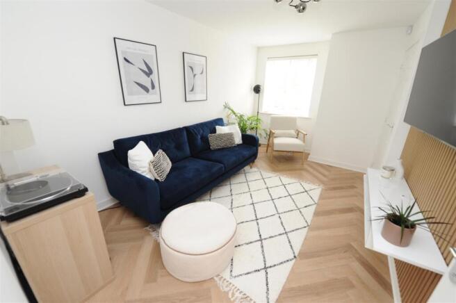 2 bed Semi-Detached for sale Image 7