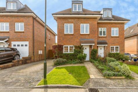 Maddox Drive, Crawley