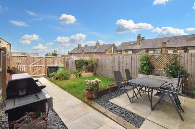 3 bed Town House for sale Image 8