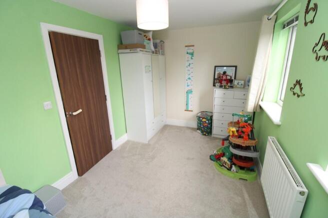 4 bed Semi-Detached for sale Image 9