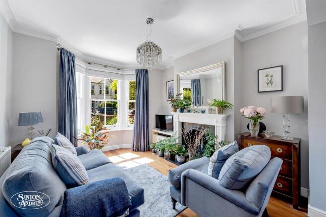 144 Northcroft Road-3.jpg