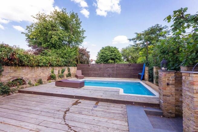 68 Harrow Lane-5