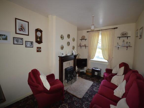 Lounge / Dining Room