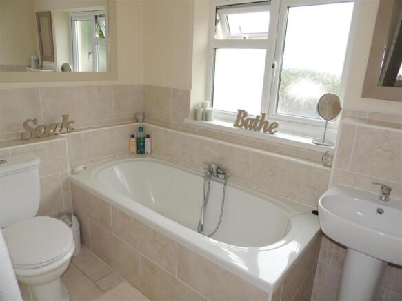 Family Bathroom: