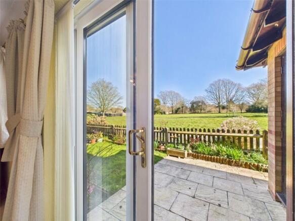 Kendal Gardens, Basingstoke, RG22 photo 4