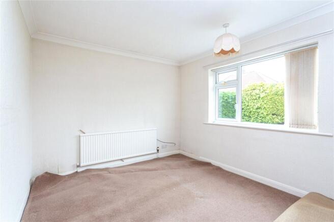 3 bed Bungalow for sale Image 8