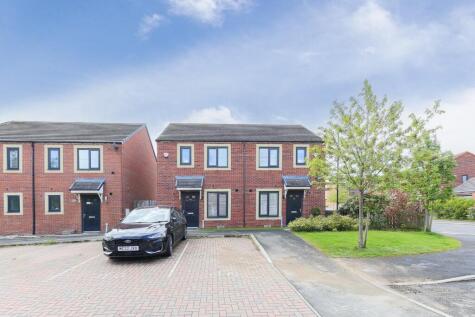 Darsley Gardens, Benton, NE12