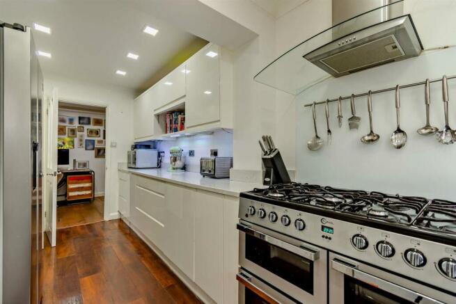 8599160-interior15-800.jpg