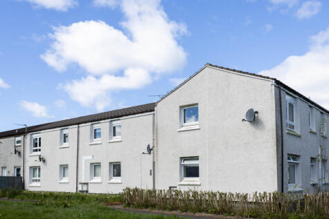 Carron Place, Irvine, KA12