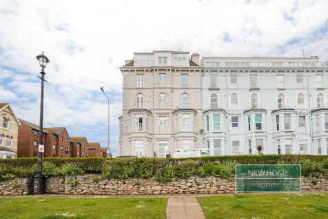 1 Royal Crescent, Bridlington, YO15 2PG