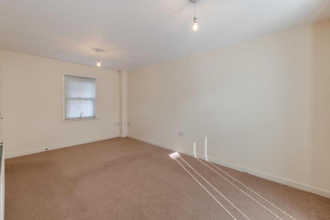 8639579-interior07.jpg