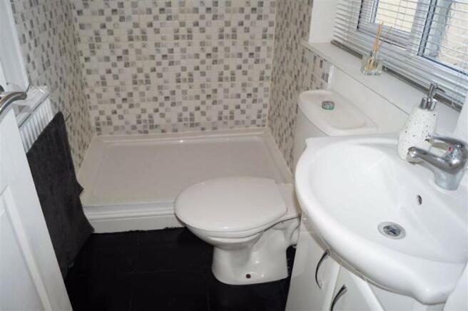 SHOWER ROOM