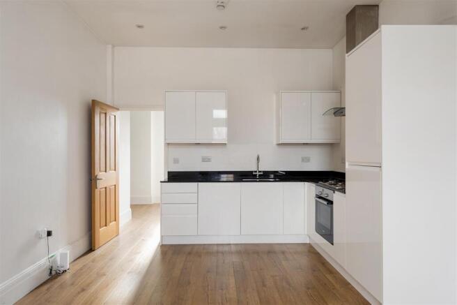 Adalaide Road, E10