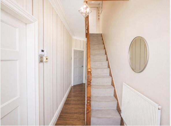 3 bed Terraced for sale Image 4