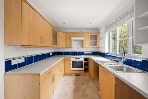 Hubbards Close, Hillingdon