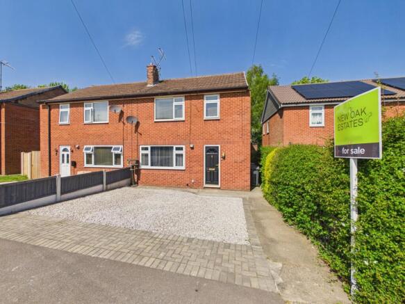 3-bed house on Shakespeare Street, Holmewood, S42, £160,000