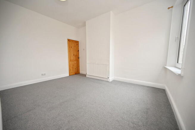 2 bed Terraced for sale Image 11