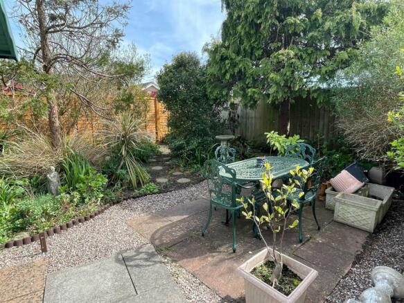 Rear Garden.,.jpg
