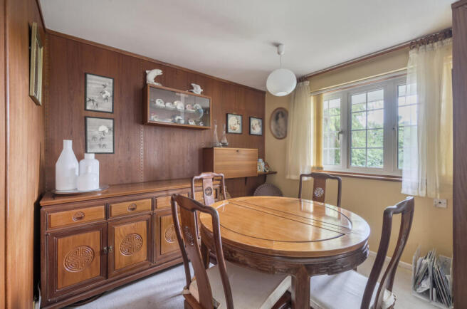 1355394-6-68cc17c...