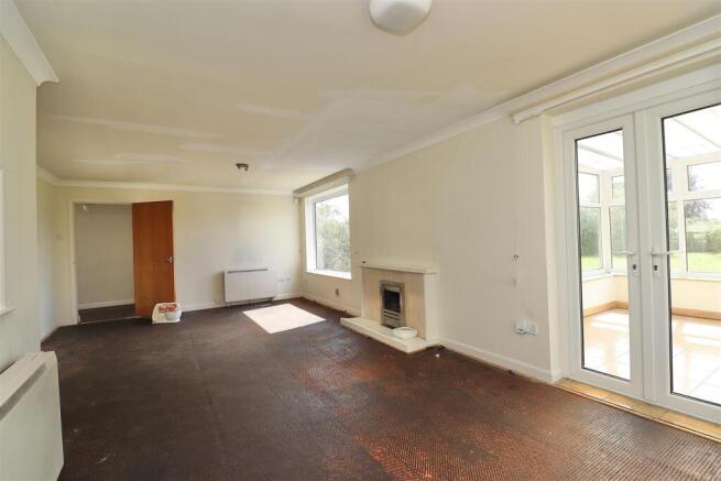 2 bed House for sale Image 4
