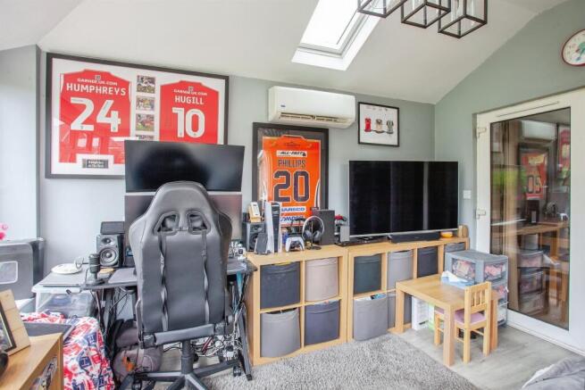 3 bed Detached for sale Image 12