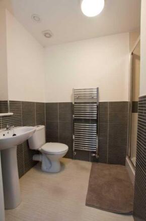 9 Ensuite