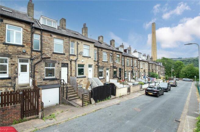 4 bed Terraced for sale Image 9