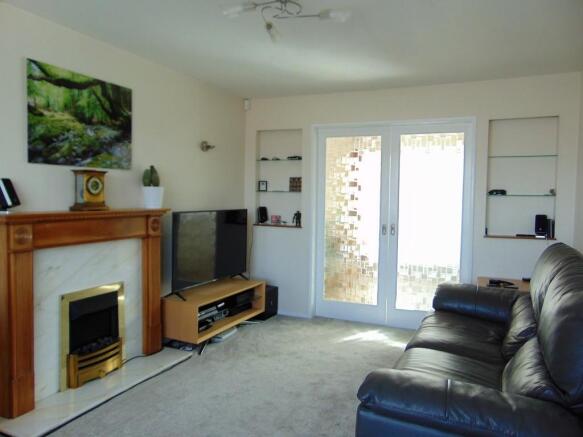 Lounge with Doors...