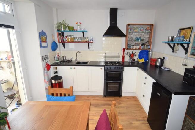 KITCHEN DINER
