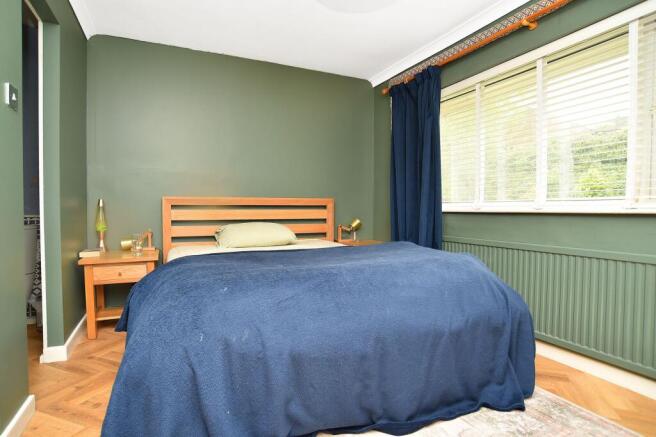 3 bed Terraced for sale Image 10