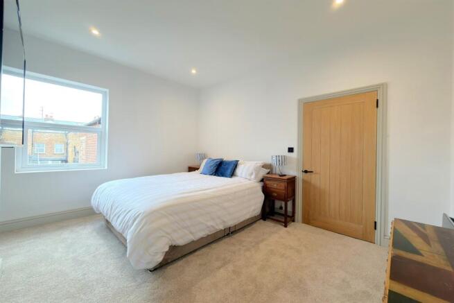 3 bed Maisonette for sale Image 10