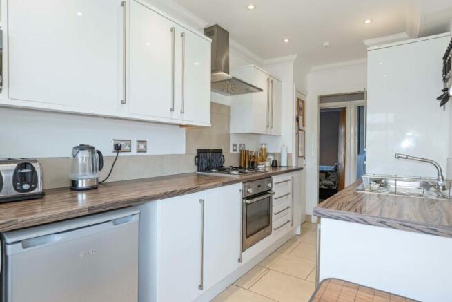 4 St Nicholas court_2.JPG
